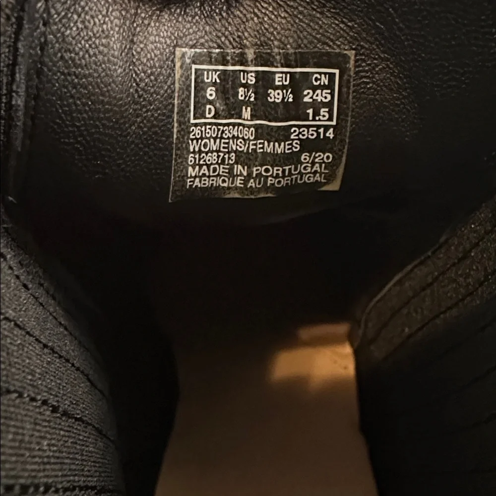 NEW! Clarks Black Booties - Size 8.5 - Picture 5 of 6